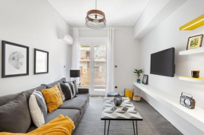 Bright, Modern Retreat Near Acropolis in Koukaki